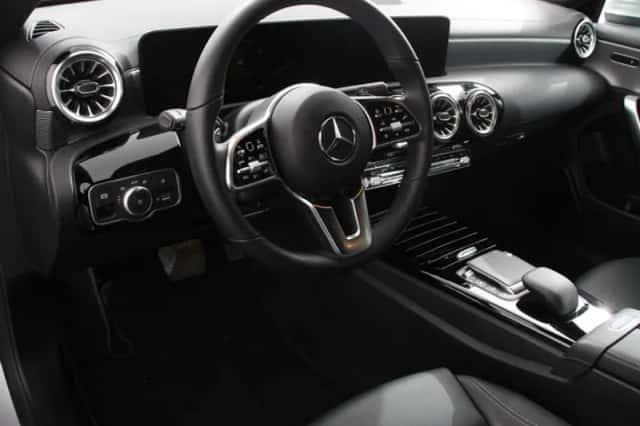 Mercedes-Benz CLA-Klasse (2022) thumbnail 2
