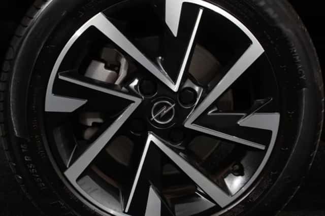 Opel Corsa (2024) thumbnail 4