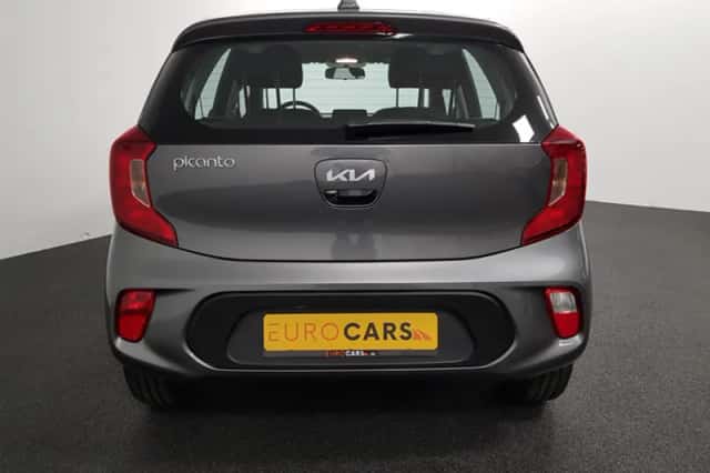 Kia Picanto (2022) thumbnail 5