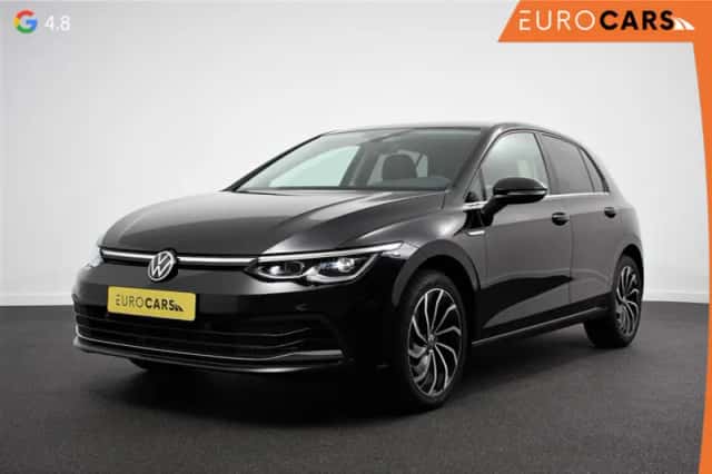 Volkswagen Golf (2022) thumbnail 1