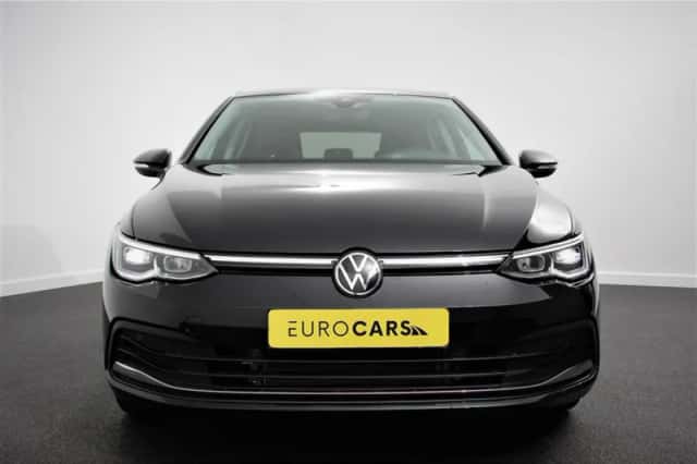 Volkswagen Golf (2022) thumbnail 4