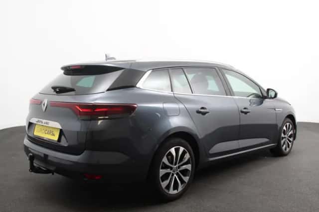 Renault Mégane (2023) thumbnail 4