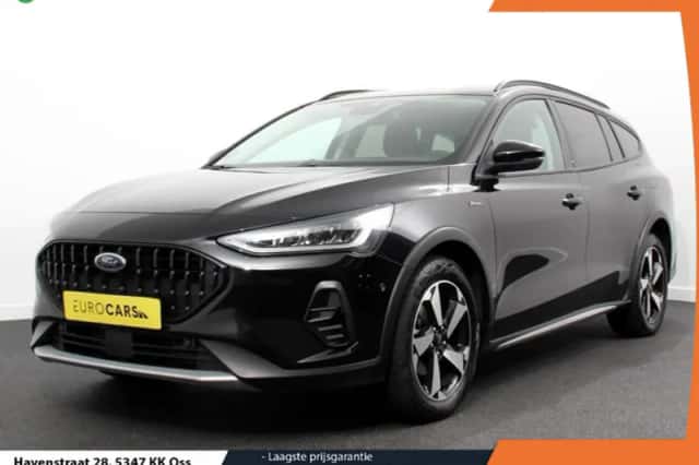 Ford Focus (2024) thumbnail 1
