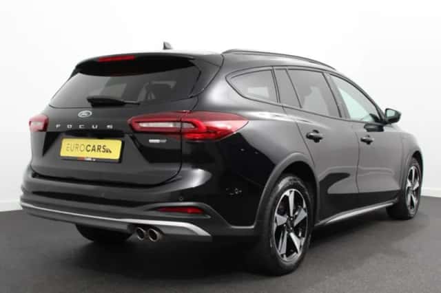 Ford Focus (2024) thumbnail 6