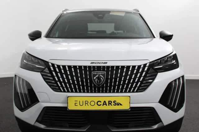 Peugeot 2008 (2024) thumbnail 5