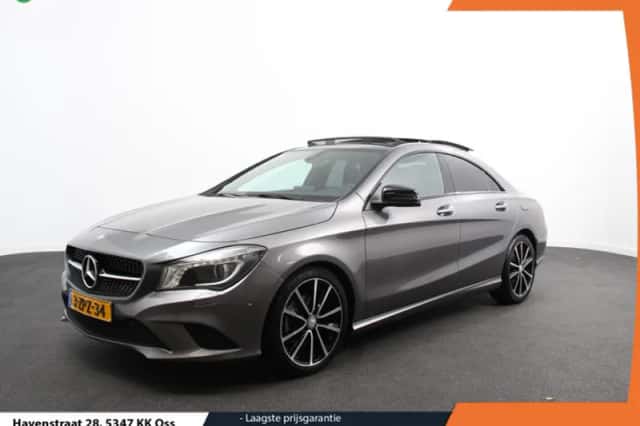 Mercedes-Benz CLA-Klasse (2015) thumbnail 1