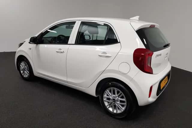 Kia Picanto (2022) thumbnail 6