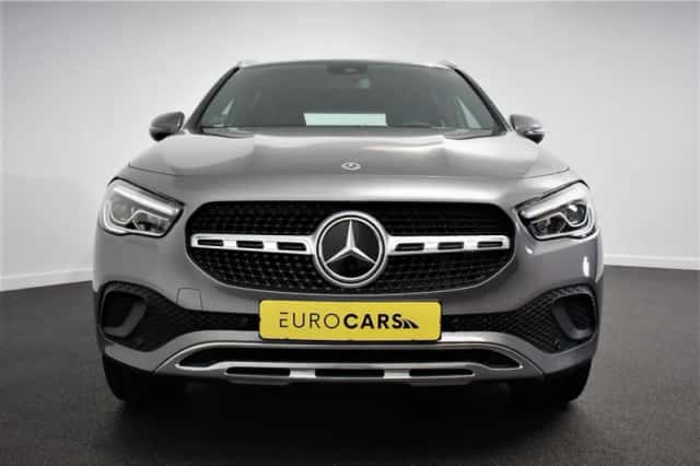 Mercedes-Benz GLA (2020) thumbnail 2