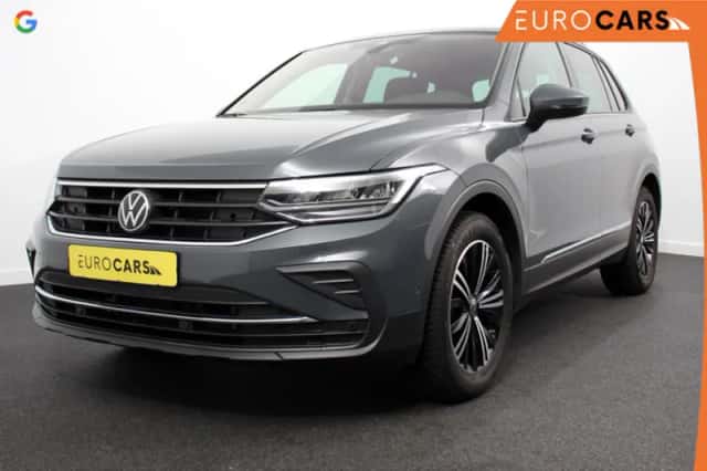 Volkswagen Tiguan (2023) thumbnail 1