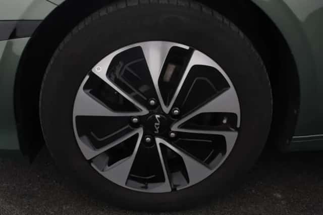 Kia Ceed Sportswagon (2023) thumbnail 3