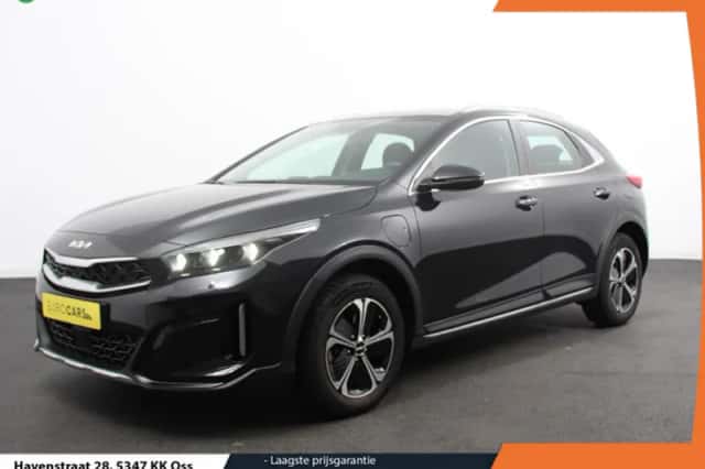 Kia XCeed (2023) thumbnail 1