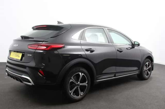 Kia XCeed (2023) thumbnail 4