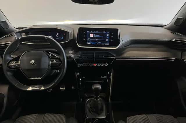 Peugeot 2008 (2023) thumbnail 2
