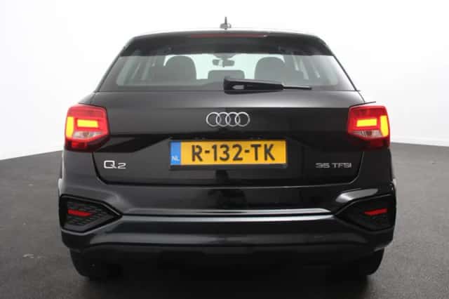 Audi Q2 (2022) thumbnail 6