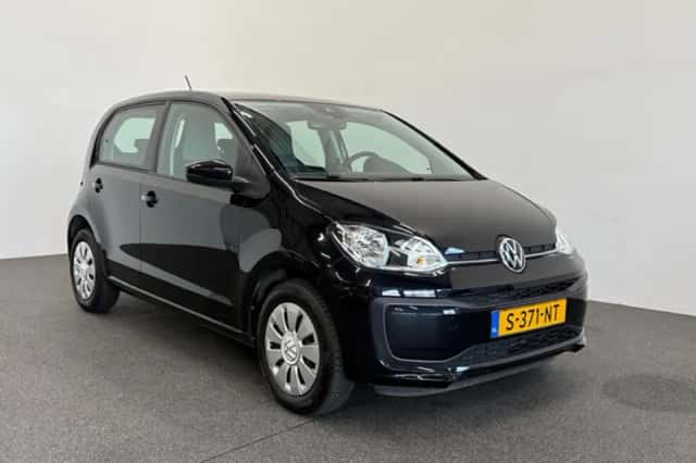 Volkswagen Up! (2023) thumbnail 5
