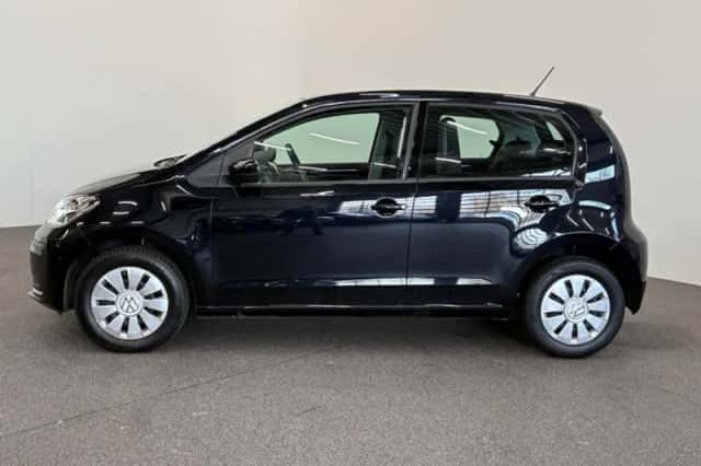 Volkswagen Up! (2023) thumbnail 6
