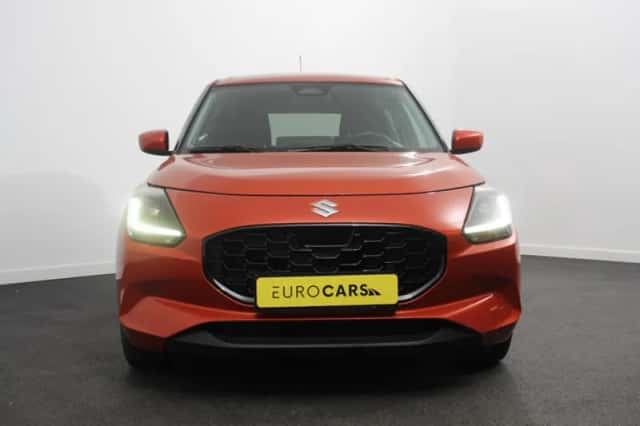 Suzuki Swift (2025) thumbnail 4