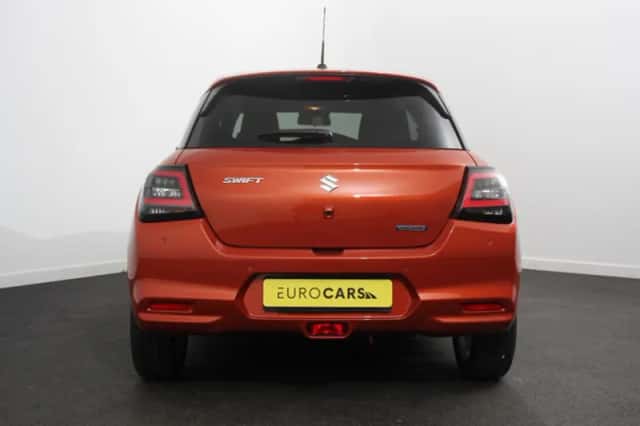 Suzuki Swift (2025) thumbnail 5
