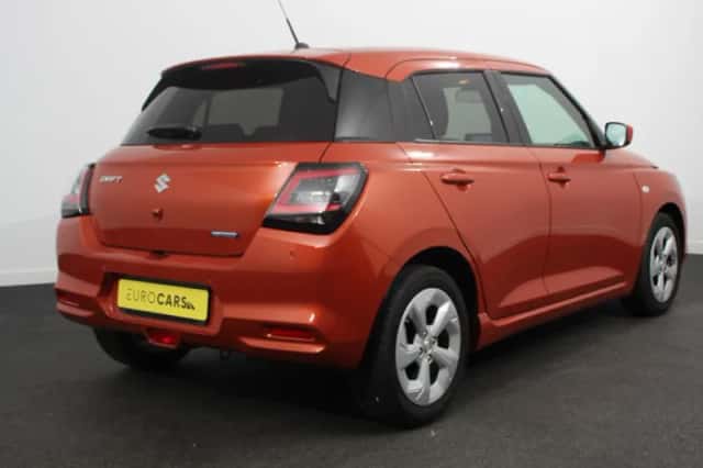 Suzuki Swift (2025) thumbnail 6