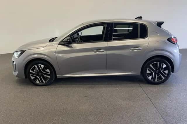 Peugeot 208 (2024) thumbnail 5