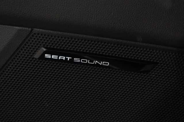 SEAT Leon (2018) thumbnail 3