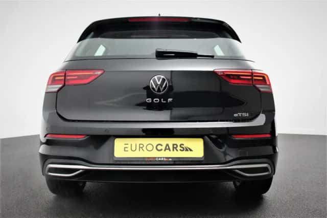 Volkswagen Golf (2020) thumbnail 3