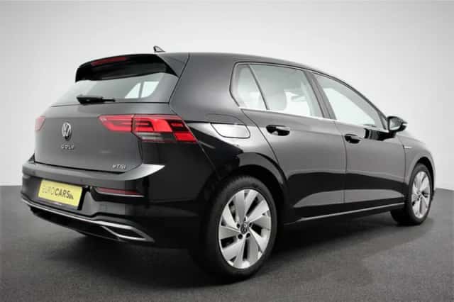 Volkswagen Golf (2020) thumbnail 4