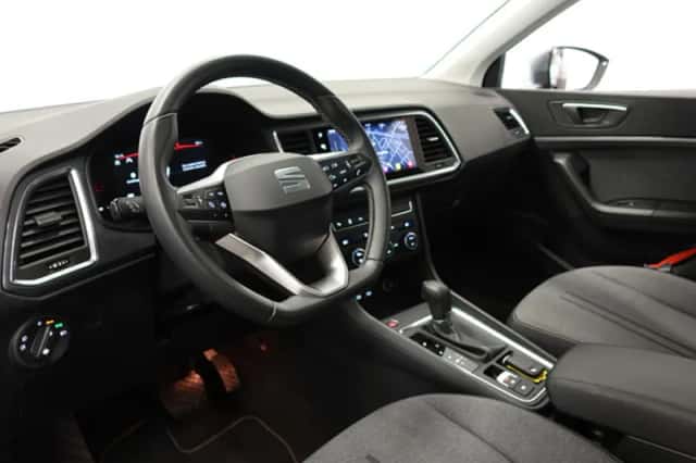 SEAT Ateca (2023) thumbnail 2
