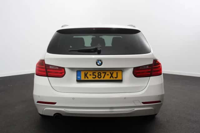 BMW 3-Serie (2014) thumbnail 5