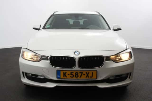 BMW 3-Serie (2014) thumbnail 6
