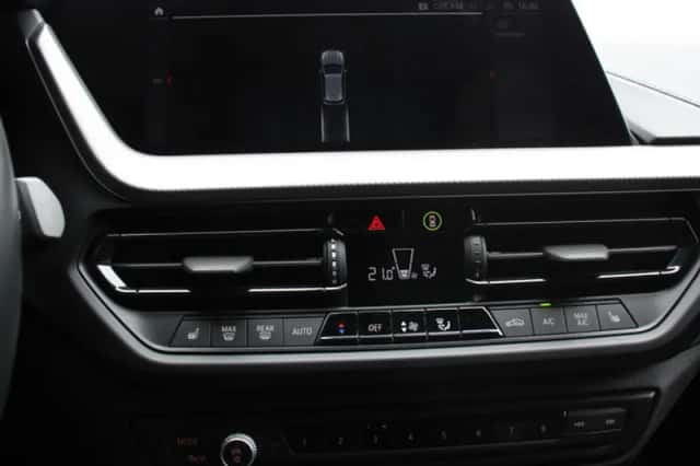 BMW 1-Serie (2024) thumbnail 3