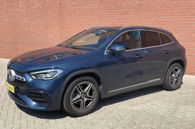 Mercedes-Benz GLA (2022) thumbnail 4