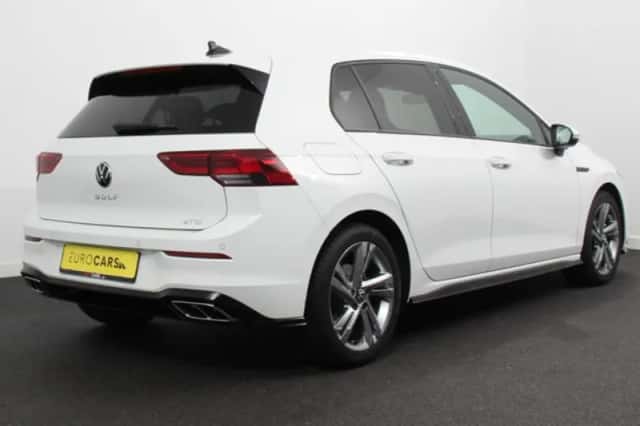 Volkswagen Golf (2024) thumbnail 6