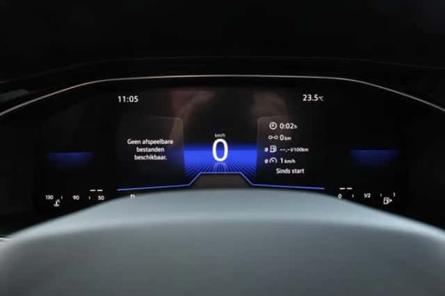 Volkswagen Polo (2023) thumbnail 2