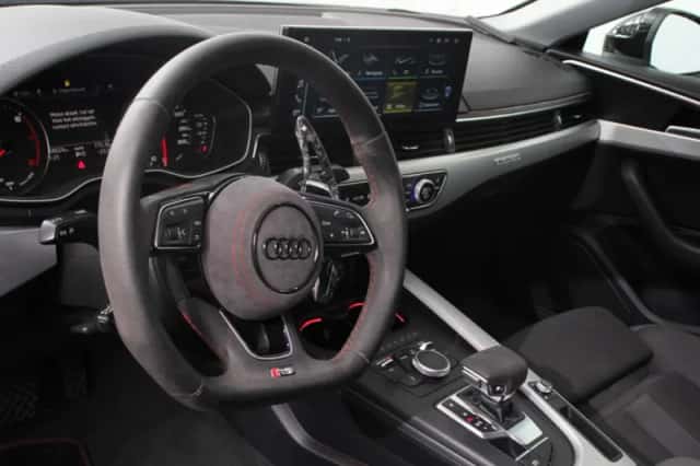 Audi A5 (2018) thumbnail 3