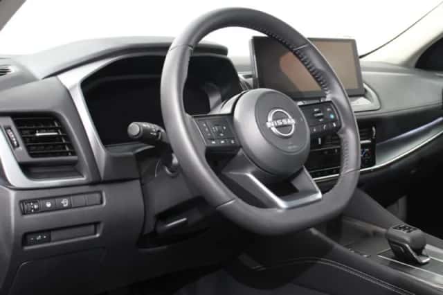 Nissan Qashqai (2025) thumbnail 2