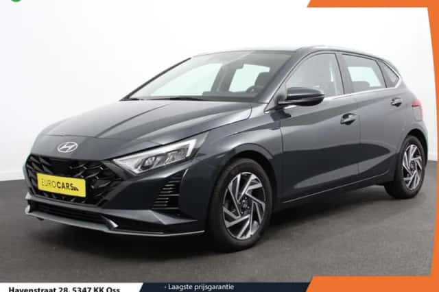 Hyundai i20 (2024) thumbnail 1