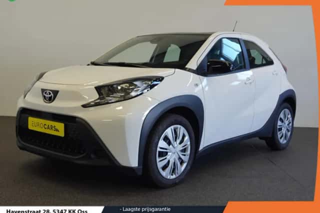 Toyota Aygo X (2024) thumbnail 1