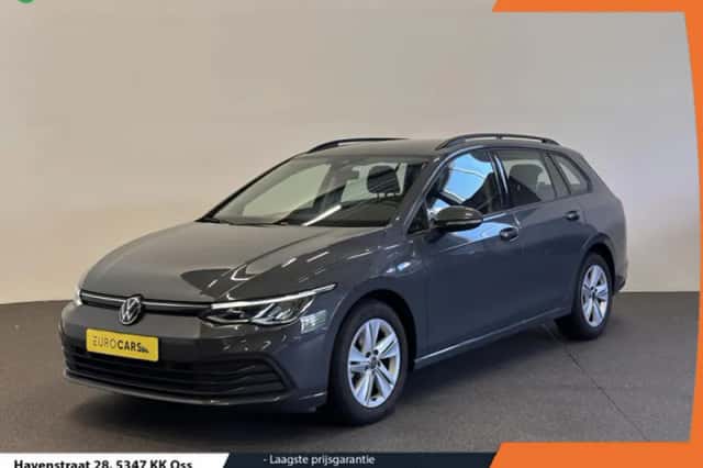 Volkswagen Golf (2023) thumbnail 1