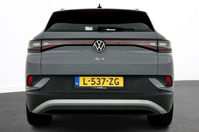 Volkswagen ID.4 (2021) thumbnail 3