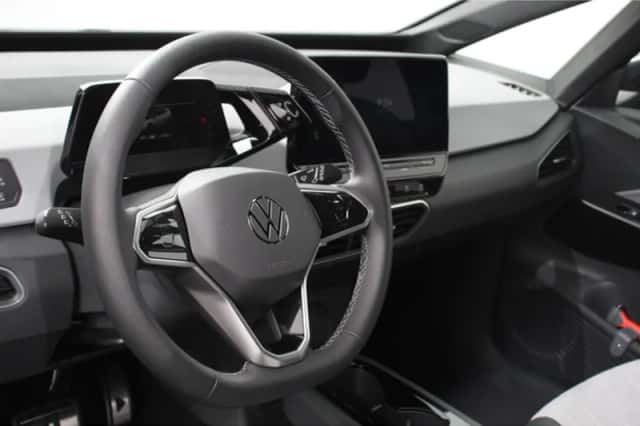 Volkswagen ID.3 (2023) thumbnail 2