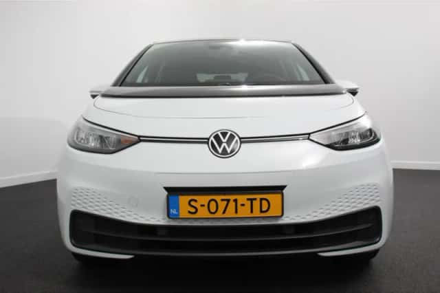 Volkswagen ID.3 (2023) thumbnail 5