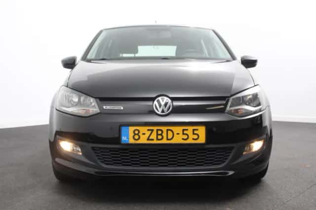 Volkswagen Polo (2014) thumbnail 4