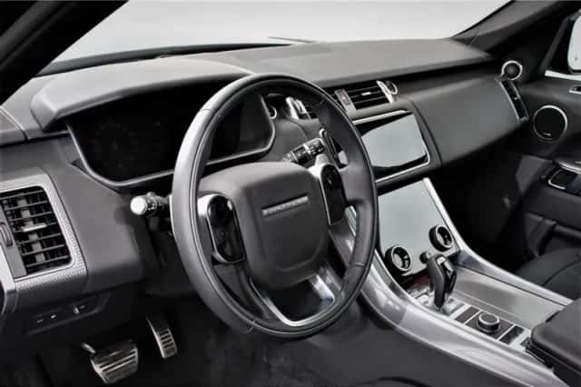 Land Rover Range Rover Sport (2023) thumbnail 2