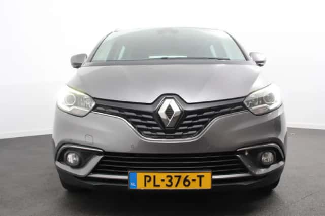 Renault Grand Scénic (2017) thumbnail 4