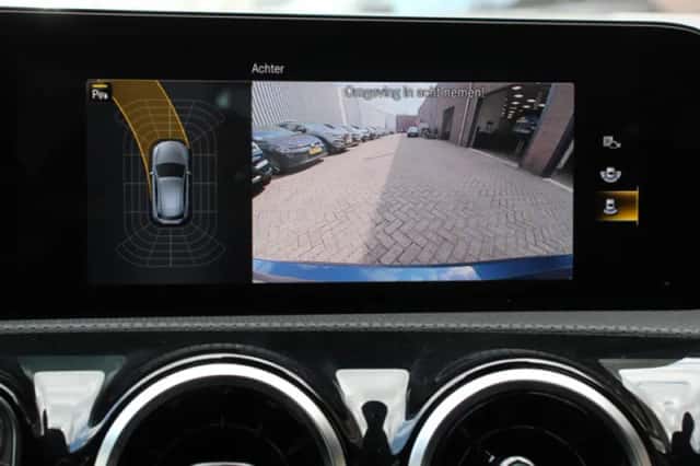 Mercedes-Benz A-Klasse (2022) thumbnail 3