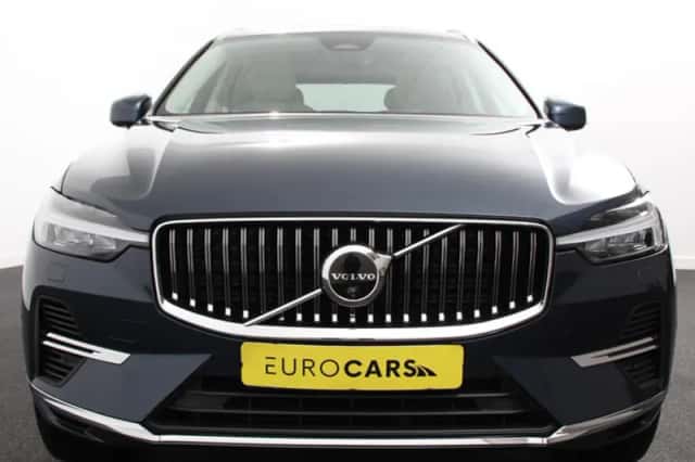 Volvo XC60 (2025) thumbnail 4