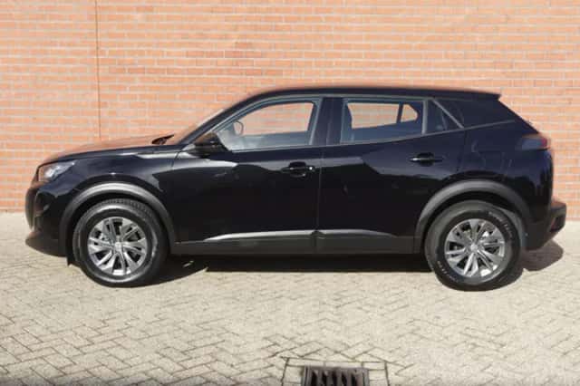 Peugeot 2008 (2022) thumbnail 5