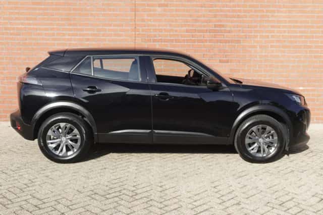 Peugeot 2008 (2022) thumbnail 6