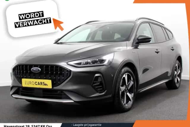 Ford Focus (2024) thumbnail 1